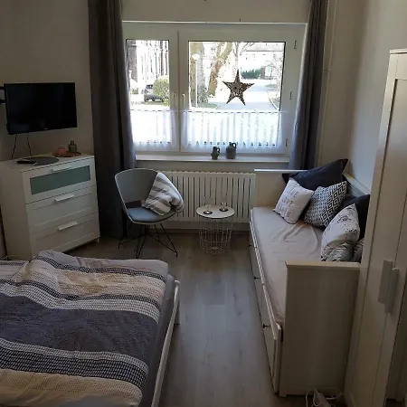 Baerbel * エッセン